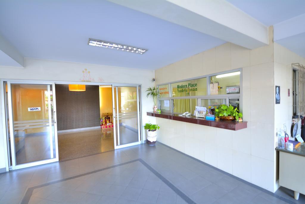 Modern Place Apartment 방콕 외부 사진
